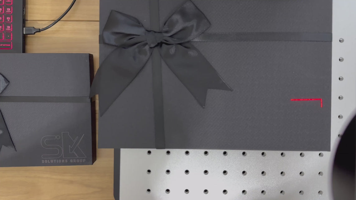 Food Company New Year Gift Box, Corporate Holiday Gift Set for Employees, Distributors, Retailers and Business Partners