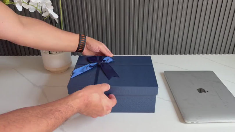 Personalized Logo Tech Company Gift Box, Personalized Smart Thermos Gift Set, Branded MagSafe Power Bank & Custom Light Up Cable